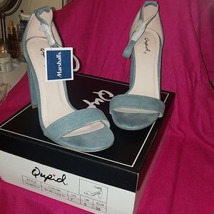 Qupid size 7 heels
